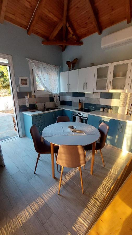 Apartment Demi ' S House : σπίτι στο βουνό με μαγευτική θέα! Kalamata