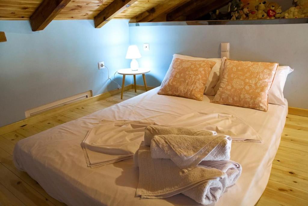 Demi ' S House : σπίτι στο βουνό με μαγευτική θέα! Apartment Kalamata